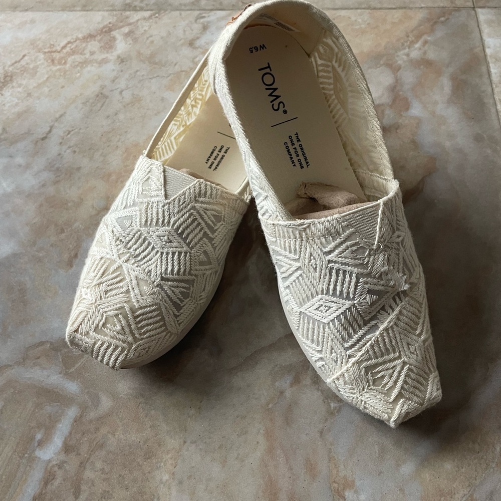 TOMS Cream Embroidered Canvas Slip-On Moccasins